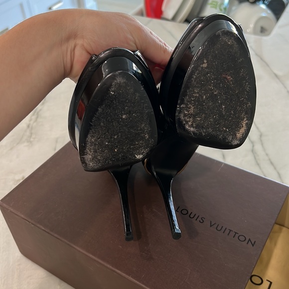 Louis Vuitton Patent Pep Toe Heels - Picture 3 of 8